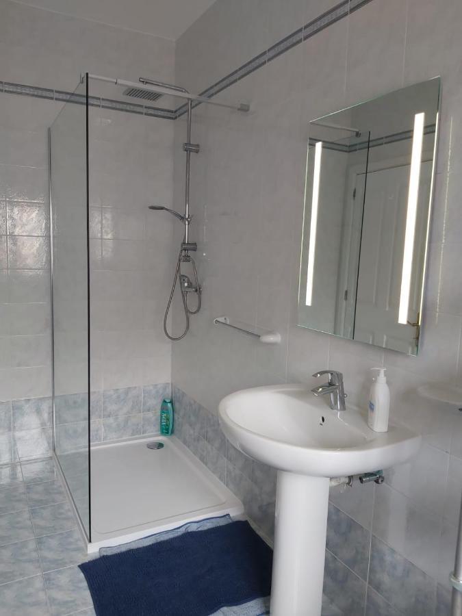 Manor Court Luxury Apartment 圣保罗湾城 外观 照片