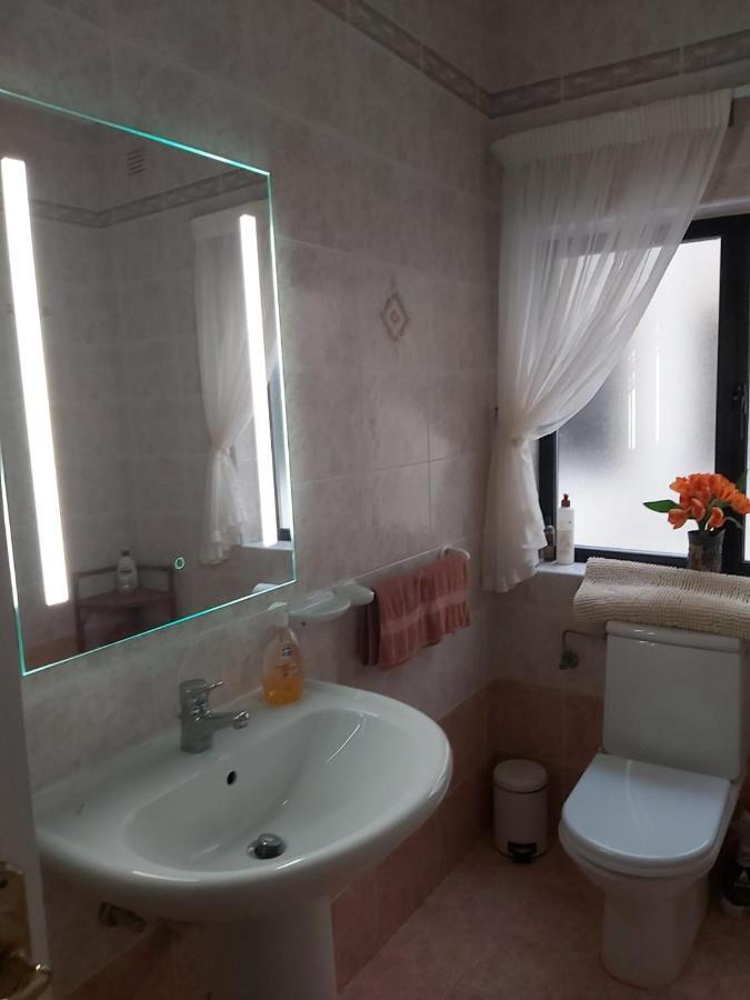Manor Court Luxury Apartment 圣保罗湾城 外观 照片
